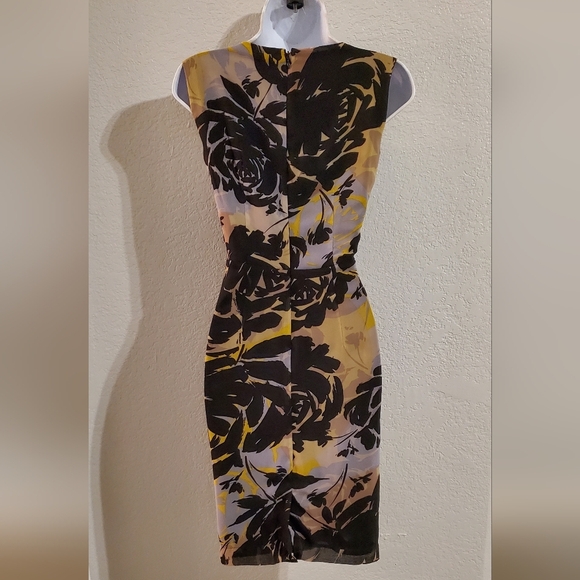 Banana Republic Lilac Crêpe Floral Silky Sheath Cocktail Dress Size 4 - Picture 6 of 8